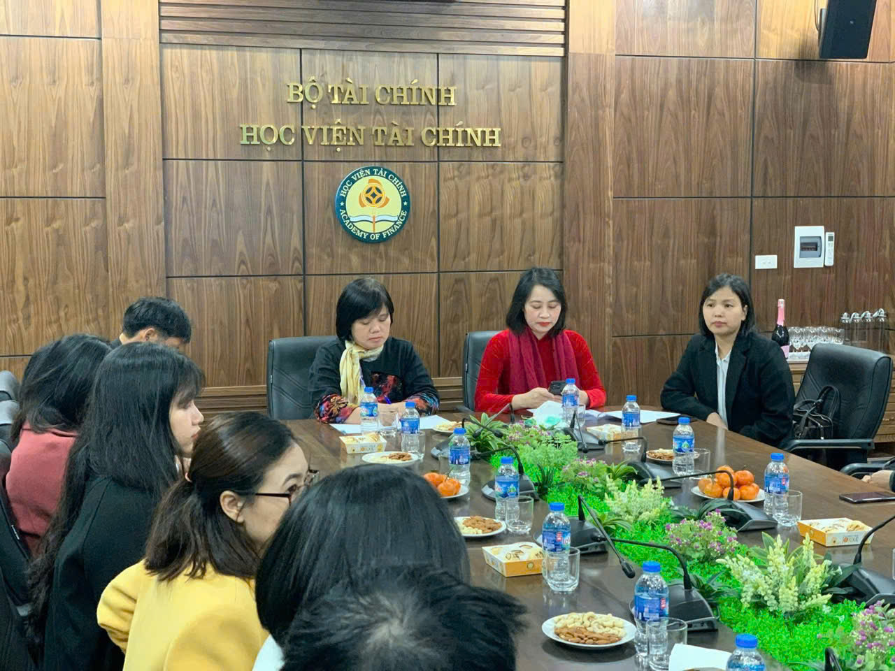 Signing with University in Vietnam